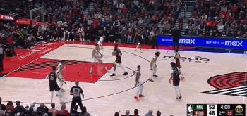 jinnianhui金年会别拿我不当状元！艾顿第二节9中4砍10分7板 带队反超雄鹿