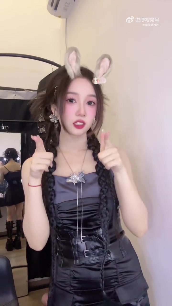 金年会可爱捏！无畏契约主持戈曼妮更新视频：不浪费每一次的妆容