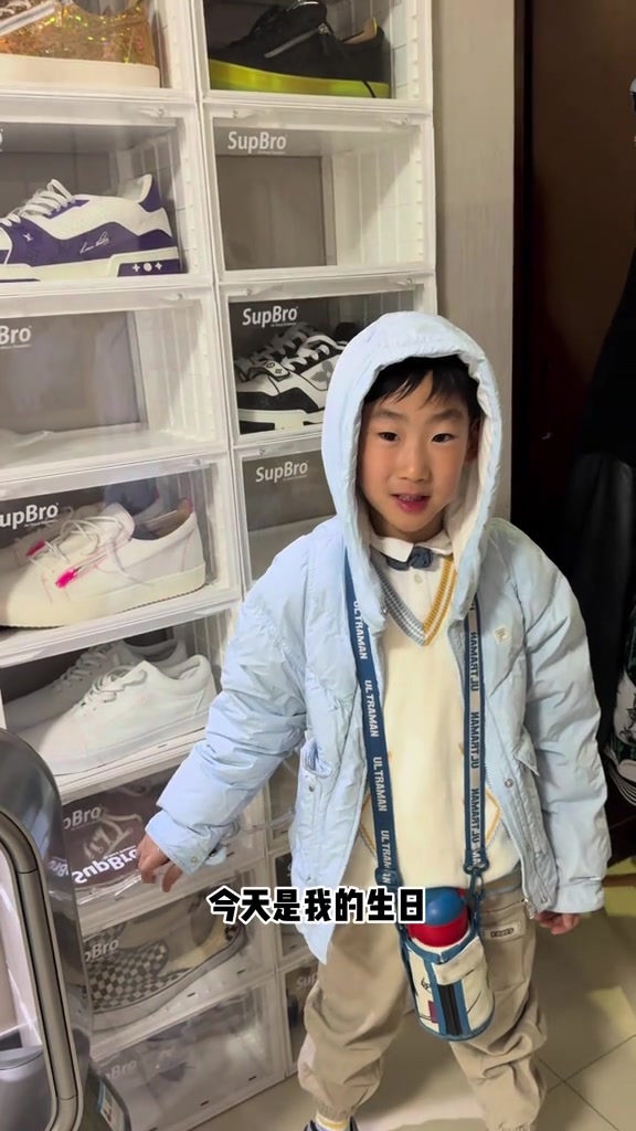 金年会萌娃！周琦晒带糊糊参加全明星Vlog 同时给儿子过了个生日