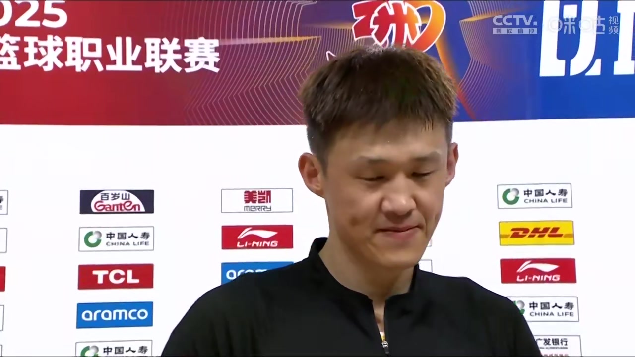 金年会金字招牌信誉至上周鹏：客场比赛没有家底能掉以轻心 今天球队从开局就做得非常好