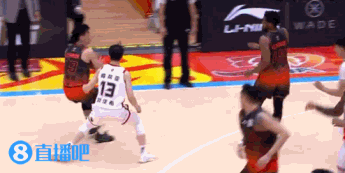 jinnianhui金年会💥又冲突！吴羽佳推盖利 于德豪上前理论又被吴羽佳推飞...